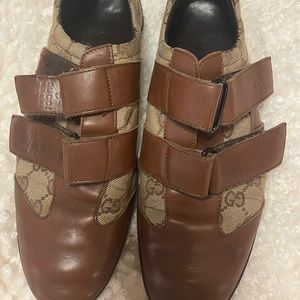 authentic gucci shoes size 9 in good contion
